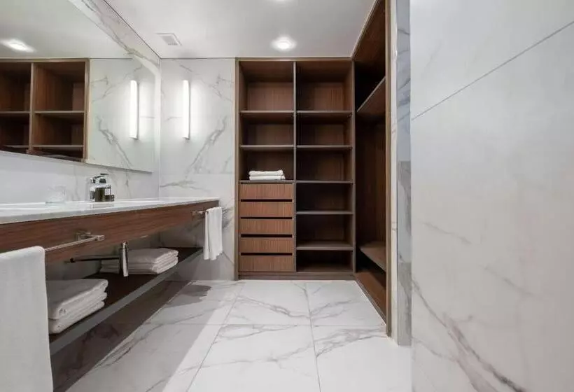 سوئیت جونیور با چشمانداز کوهستان, Eco Boutique Bidasoa