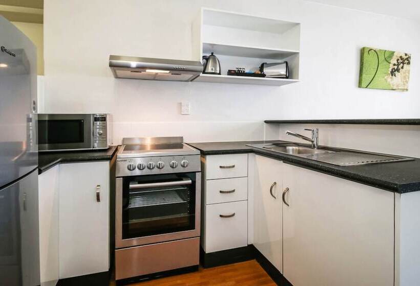 Апартаменты 1 Спальня, Breakfree Adelaide