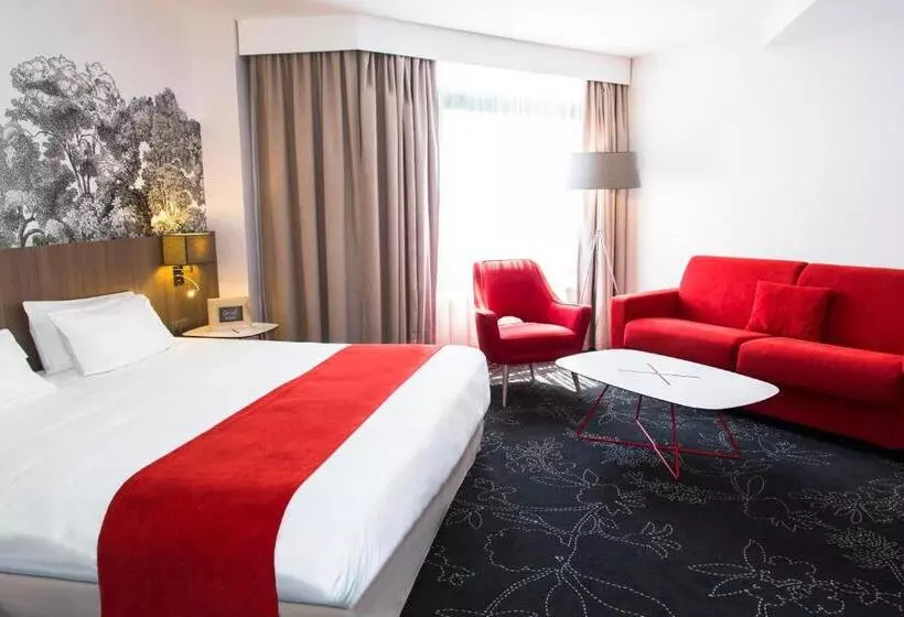 キングサイズベッドのエクゼクティブルーム, Holiday Inn Calais Coquelles, An Ihg