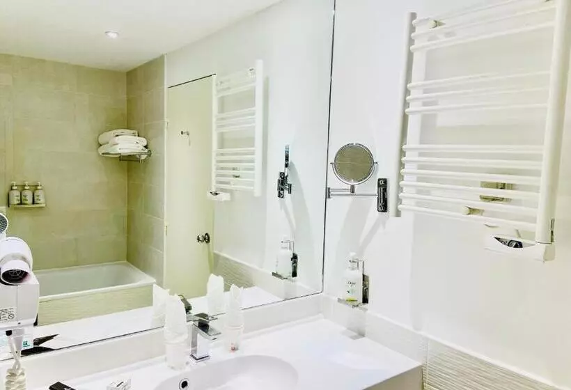 身障者適用スタンダードルーム, Holiday Inn Calais Coquelles, An Ihg