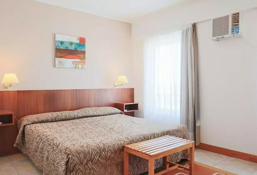 Superior Kamer, Julio Cesar