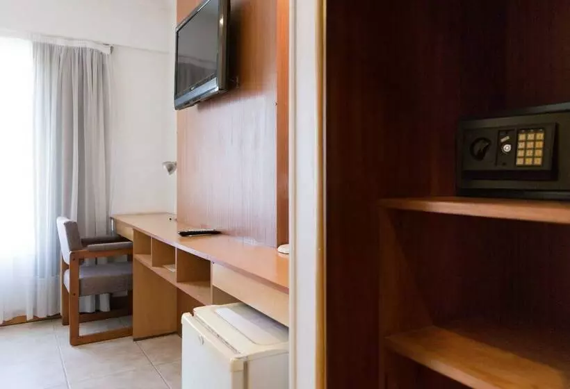 Superior Kamer, Julio Cesar