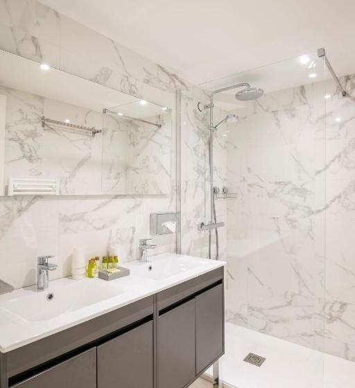 4인용 스탠다드 룸, Les Bastides Saint Paul