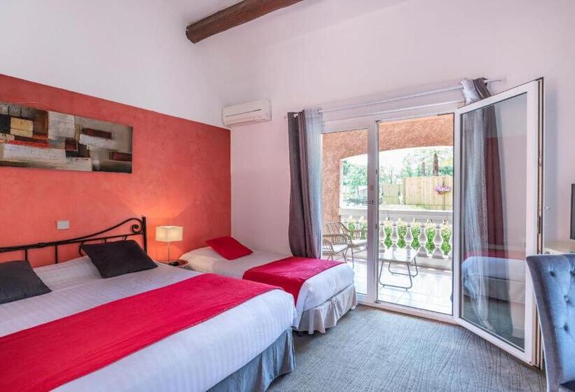 Трехместный Номер Superior, Les Bastides Saint Paul