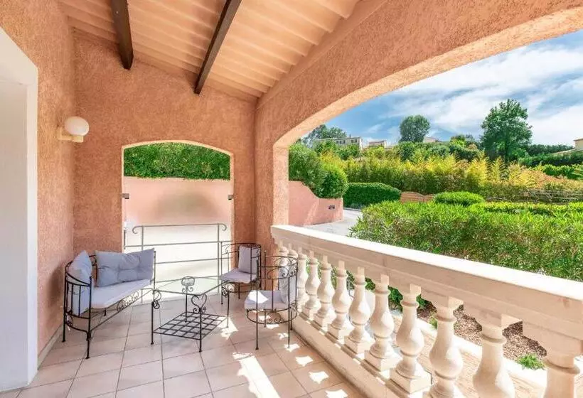 اتاق سوپریور سه تخته, Les Bastides Saint Paul