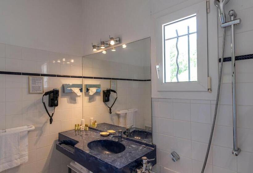 컴포트 트리플 룸, Les Bastides Saint Paul