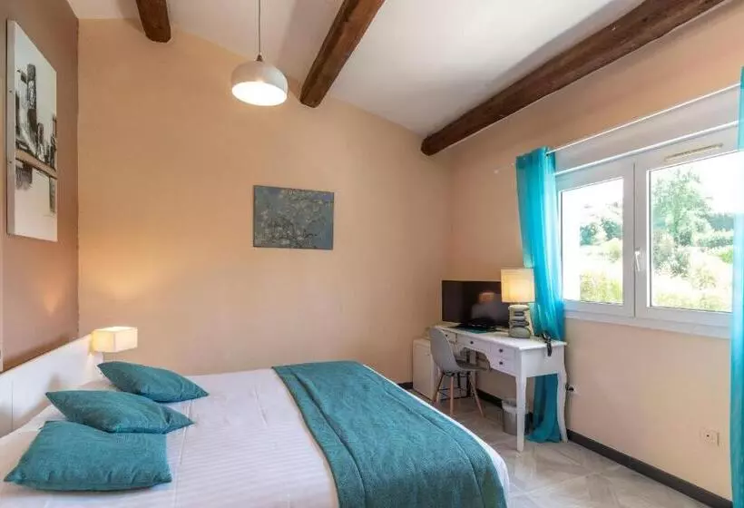 اتاق راحتی سه تخته, Les Bastides Saint Paul