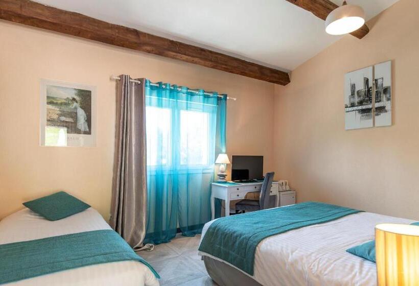 Трехместный Номер Комфорт, Les Bastides Saint Paul