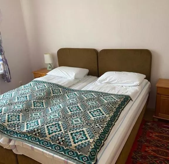 スイート, Majori Guesthouse