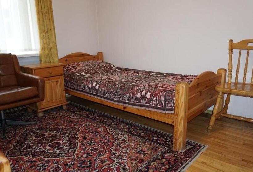 اتاق استاندارد, Majori Guesthouse