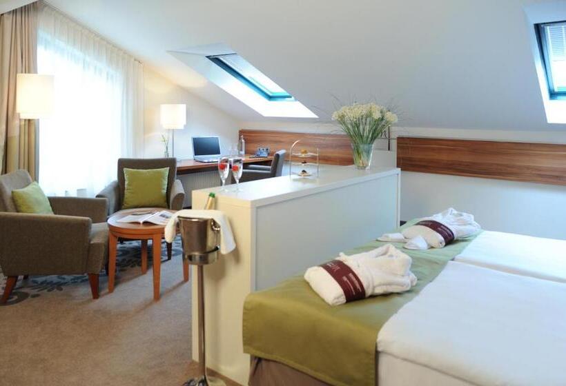 Люкс Superior, Mercure Tagungs  & Landhotel Krefeld