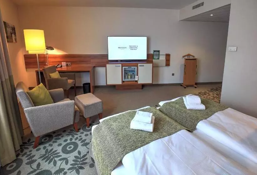 キングサイズベッドのスーペリアルーム, Mercure Tagungs  & Landhotel Krefeld