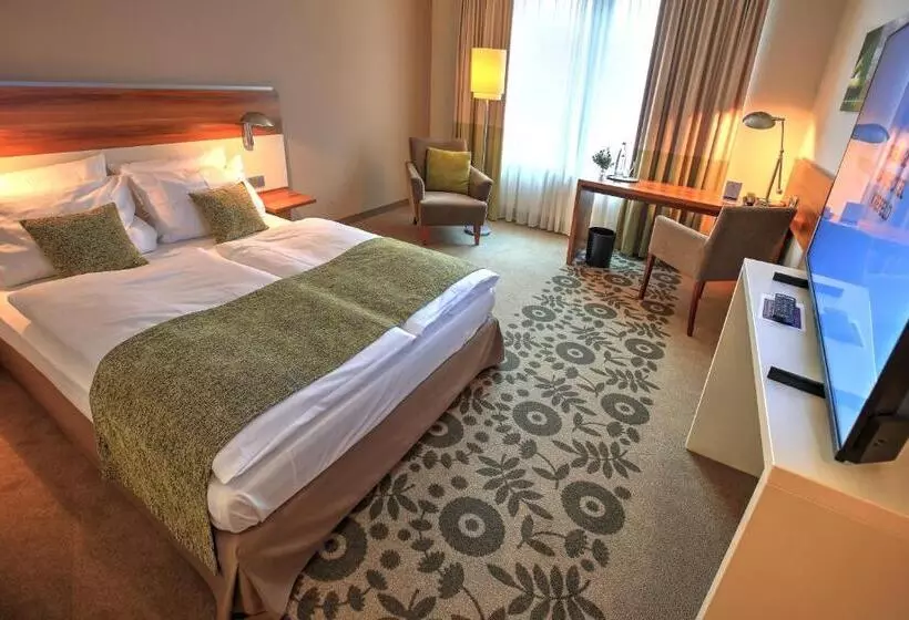 キングサイズベッドのスタンダードルーム, Mercure Tagungs  & Landhotel Krefeld