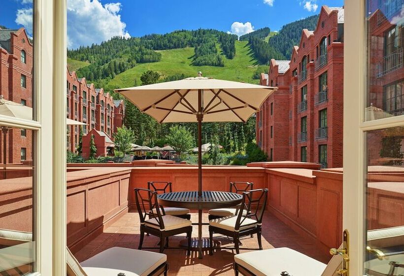غرفه قياسيه سريرين مزدوجين, St. Regis Aspen Resort