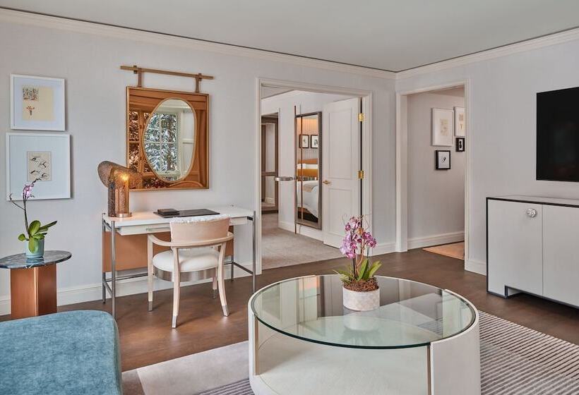 جناح, St. Regis Aspen Resort