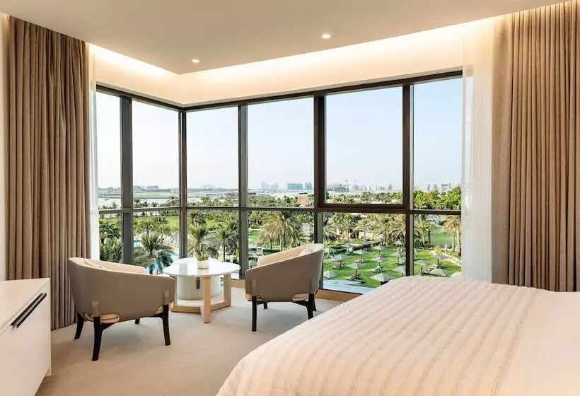 سوئیت رویال, Le Royal Meridien Beach Resort & Spa Dubai