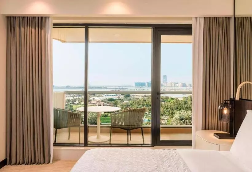 سوییت خانوادگی, Le Royal Meridien Beach Resort & Spa Dubai