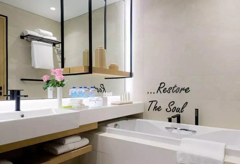 اتاق رویال, Le Royal Meridien Beach Resort & Spa Dubai