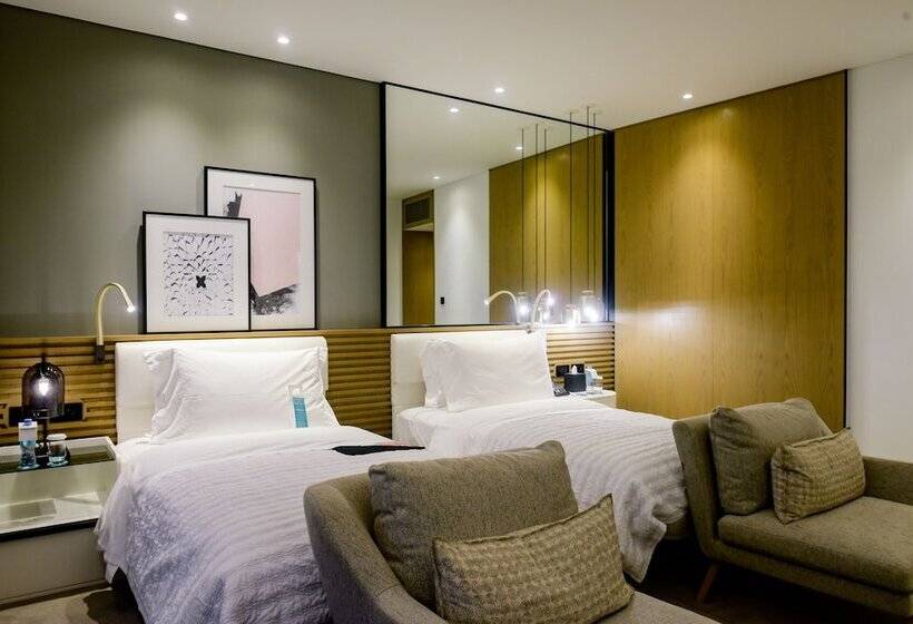 اتاق رویال, Le Royal Meridien Beach Resort & Spa Dubai