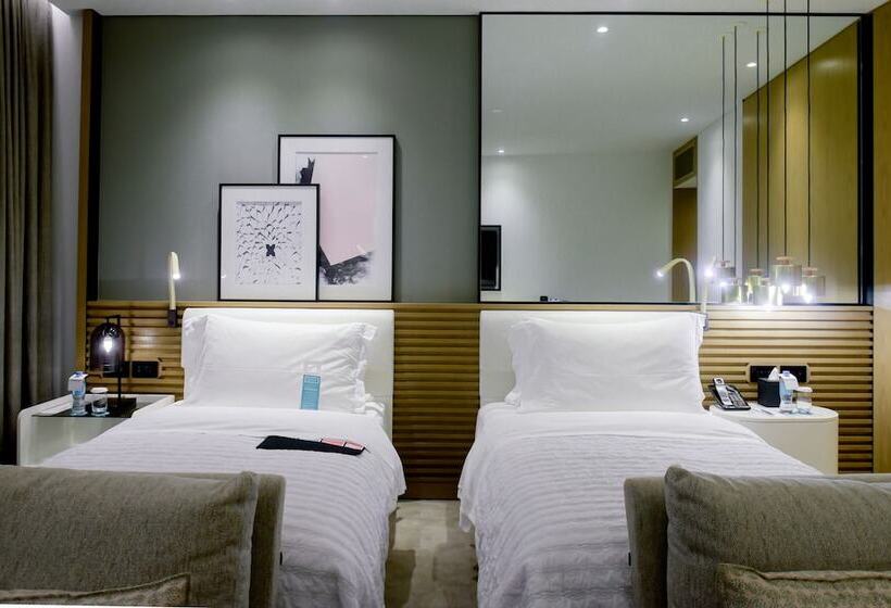 اتاق رویال, Le Royal Meridien Beach Resort & Spa Dubai