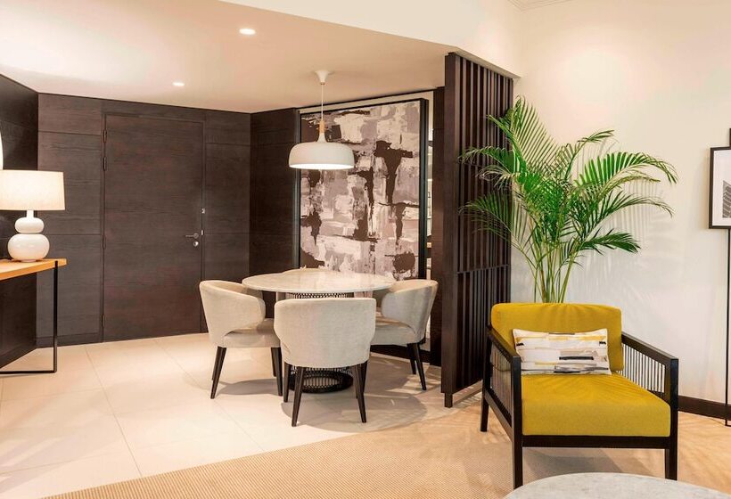 سوییت لوکس, Le Royal Meridien Beach Resort & Spa Dubai