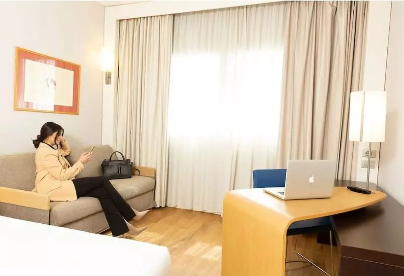 Standard-huone Parivuode, Novotel Caserta Sud