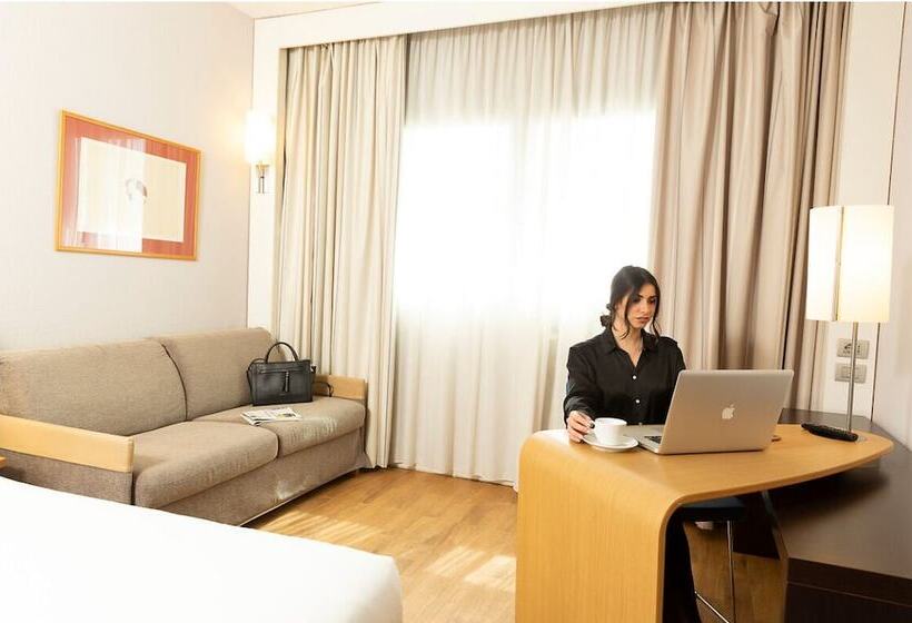 Номер Стандарт Двуспальная Кровать, Novotel Caserta Sud