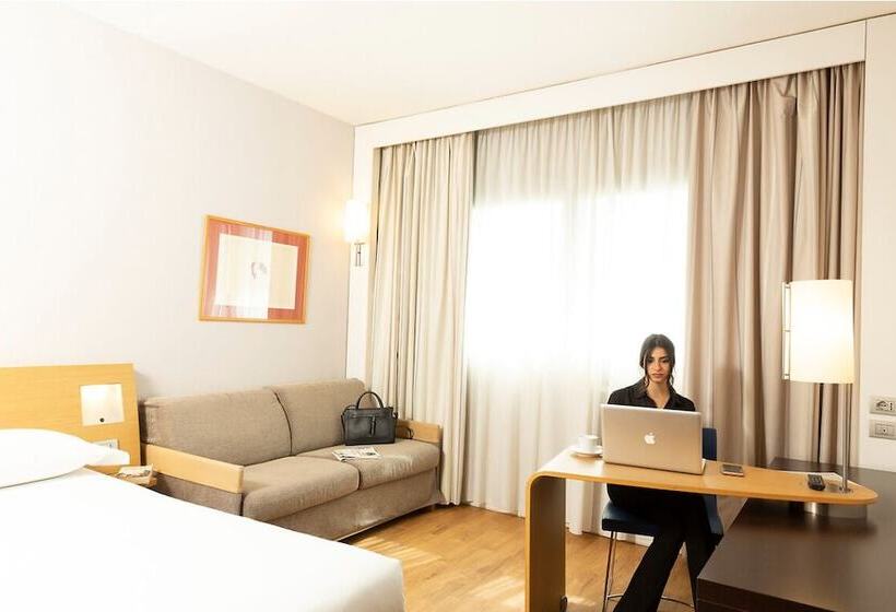 Номер Стандарт Двуспальная Кровать, Novotel Caserta Sud