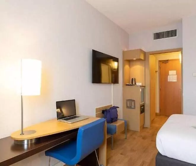 Standard-huone Parivuode, Novotel Caserta Sud