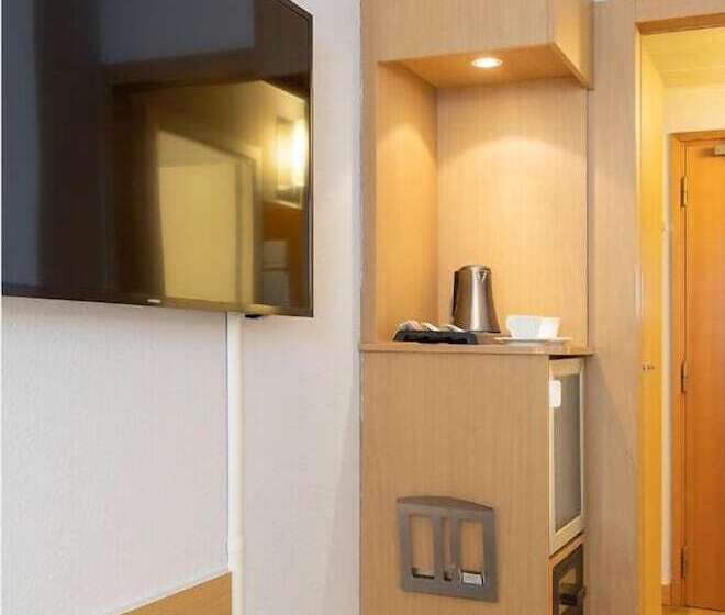 Номер Стандарт Двуспальная Кровать, Novotel Caserta Sud