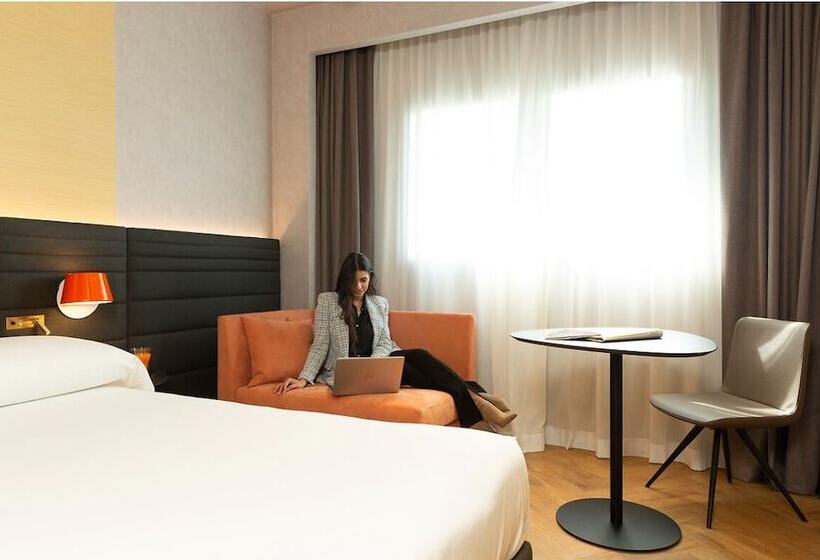Номер Superior, Novotel Caserta Sud