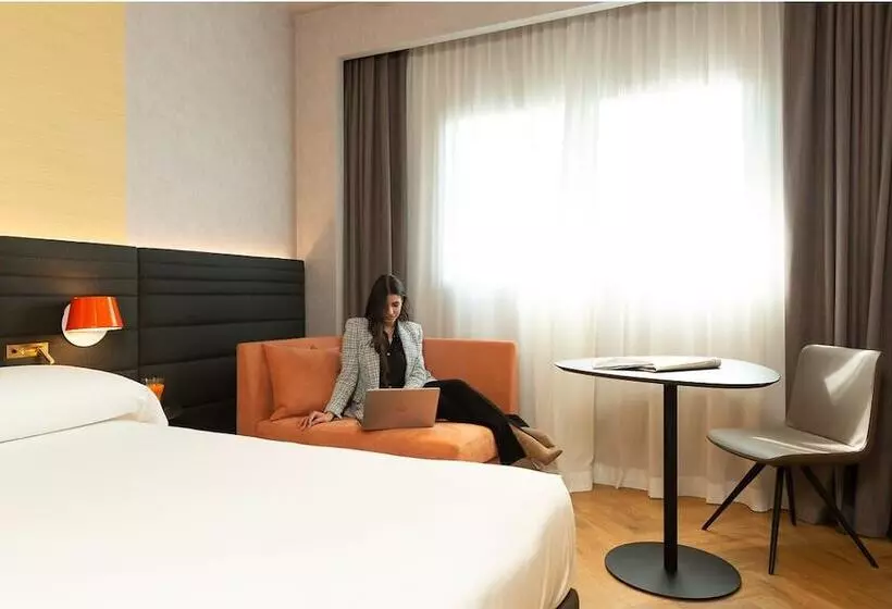 Superior-huone, Novotel Caserta Sud