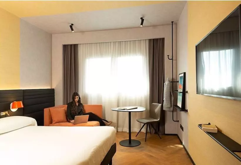 Superior-huone, Novotel Caserta Sud