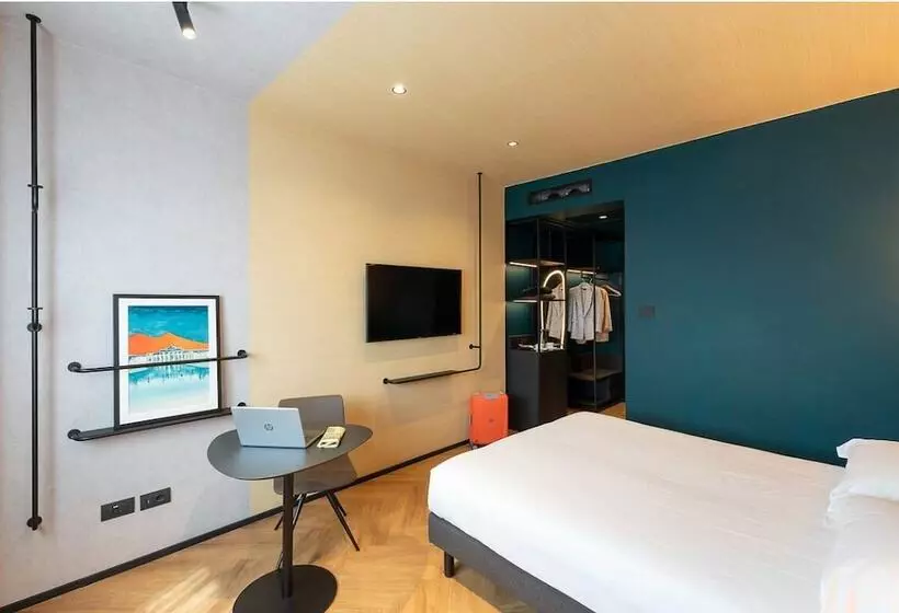 Superior-huone, Novotel Caserta Sud