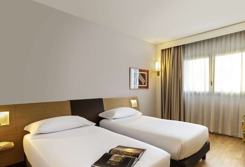 Номер Стандарт, Novotel Caserta Sud