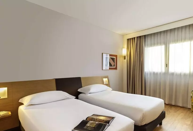 Standard-huone, Novotel Caserta Sud