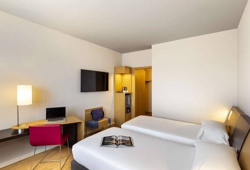 Номер Стандарт, Novotel Caserta Sud