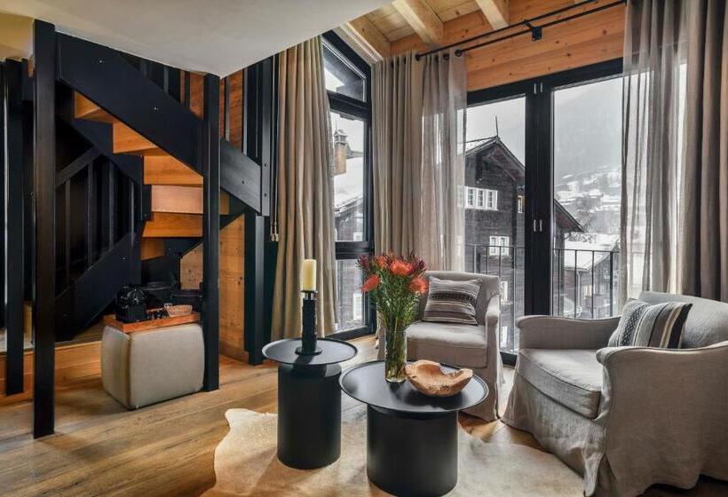 ジュニアスイート, Unique Hotel Post