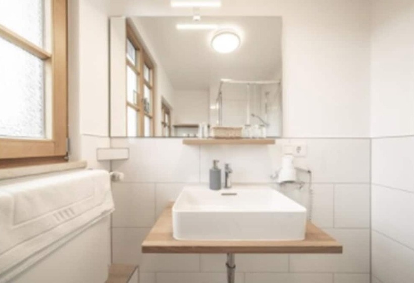 Номер Стандарт, Am Markt