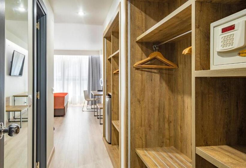 اتاق لوکس چهار تخته, Exe Prisma