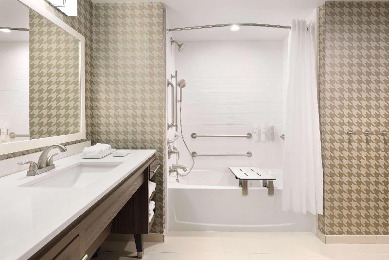 اتاق لوکس چهار تخته, Exe Prisma