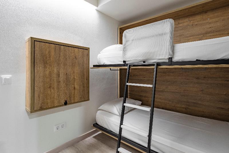 اتاق لوکس چهار تخته, Exe Prisma