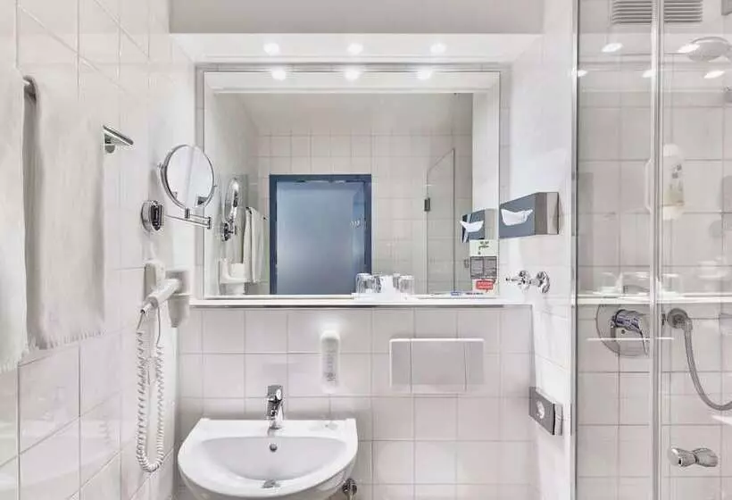 コンフォートルーム, H+ Hotel Frankfurt Airport West