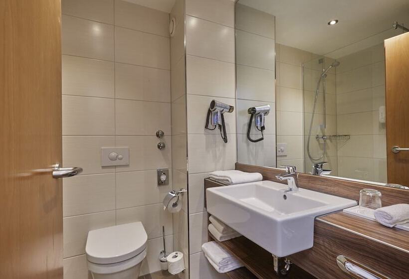 Номер Superior, H+ Hotel Limes Thermen Aalen