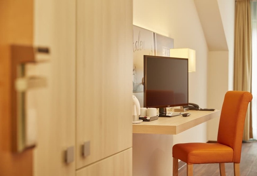 Номер Superior, H+ Hotel Limes Thermen Aalen