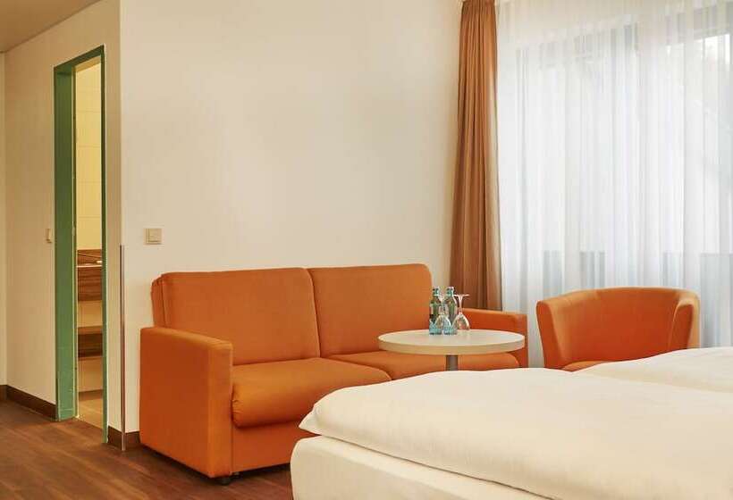 Номер Deluxe, H+ Hotel Limes Thermen Aalen