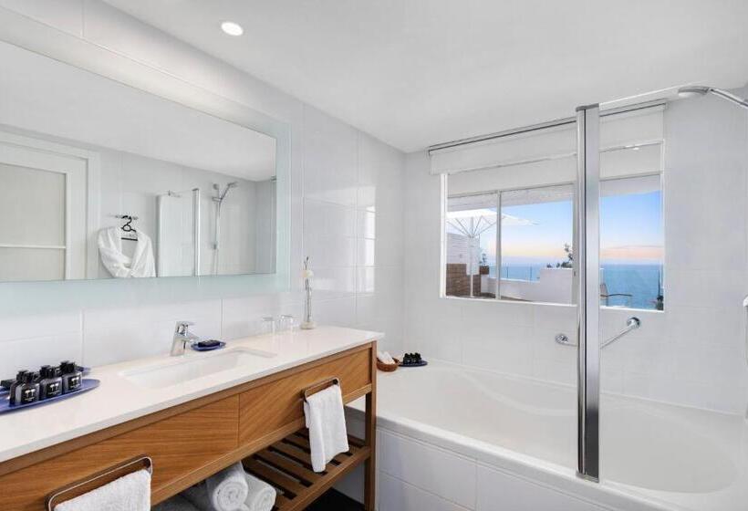 套房配有游泳池, Herbert Samuel The Reef Eilat