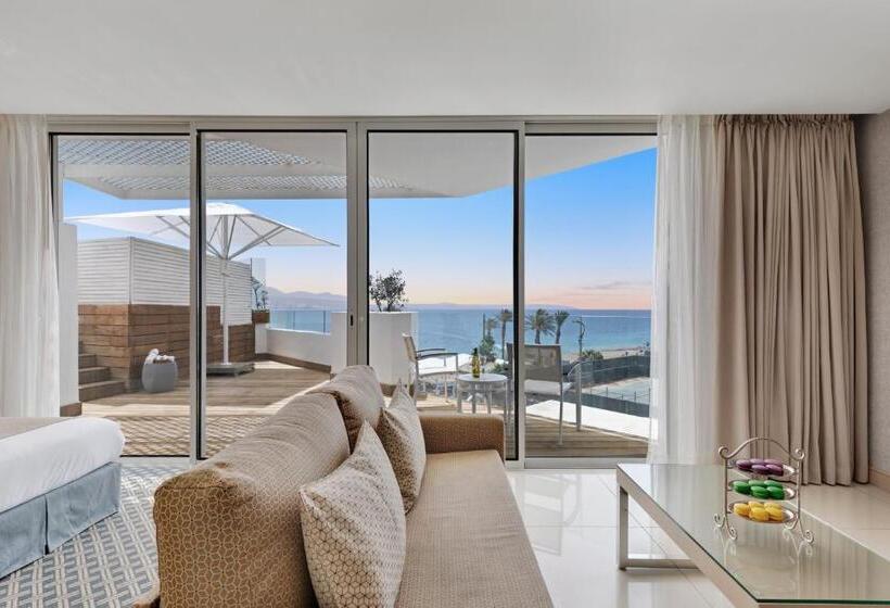 套房配有游泳池, Herbert Samuel The Reef Eilat