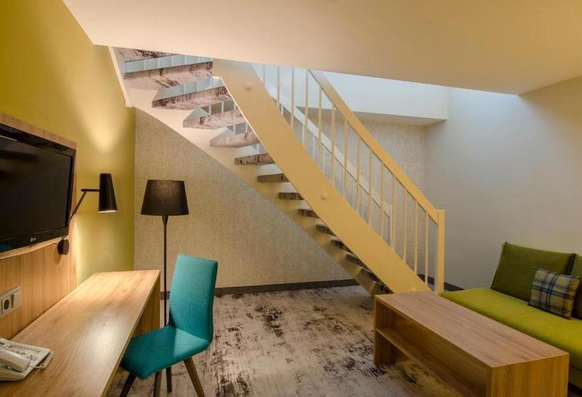 스탠다드 룸 킹사이즈 침대, Holiday Inn Munich Unterhaching, An Ihg