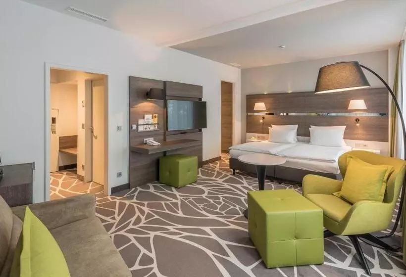 キングサイズベッドのスタンダードルーム, Holiday Inn Munich Unterhaching, An Ihg